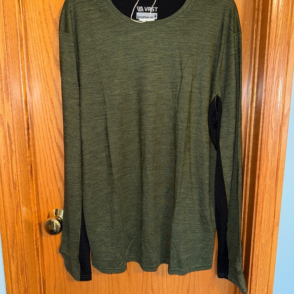Smartwool Men's Long Sleeve Tee - Olive and Black - Picture 2 of 9